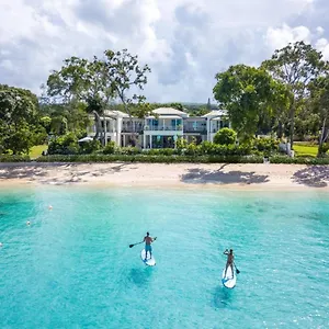 https://villa-tamarindo-luxury-beachfront-villa.comcaribbean.com