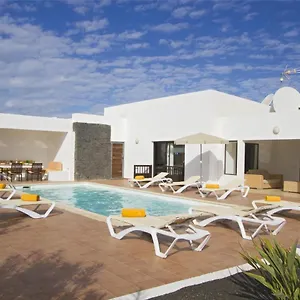 Paraiso Villa